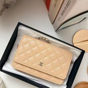 CHANEL Beige Quilted Leather Shoulder Wallet with Chain